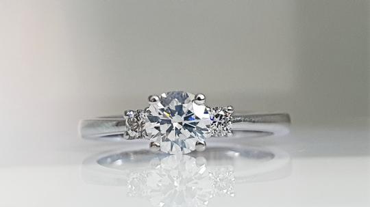 0.72 Ct Round Diamond Made Of 18 Kt White Gold Engagement Ring